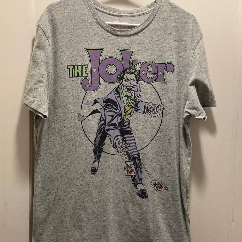 Gray Joker Graphic Tee